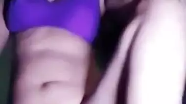 Today Exclusive- Sexy Desi Girl Fingerring