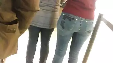 Wide butt pakistani housewife