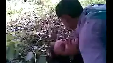 Desi Bhopal village teen girl outdoor group sex with lovers