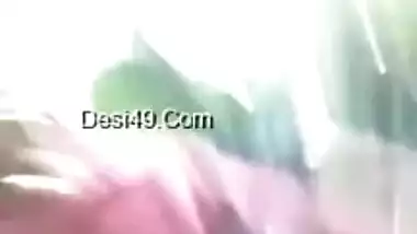 Man likes it when stepbrother's Desi wife sends porn videos to him