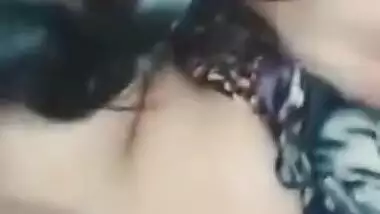 Indian XXX babe has Desi man's dick in tight pussy on camera close-up
